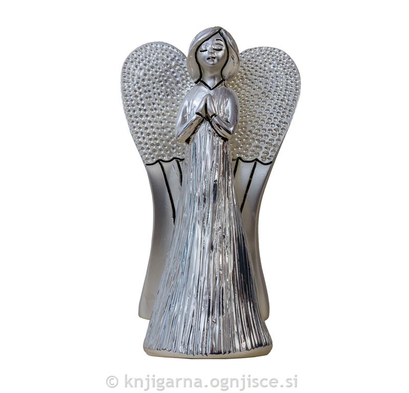 ANGEL SREBRNI S SKLENJENIMI ROKAMI