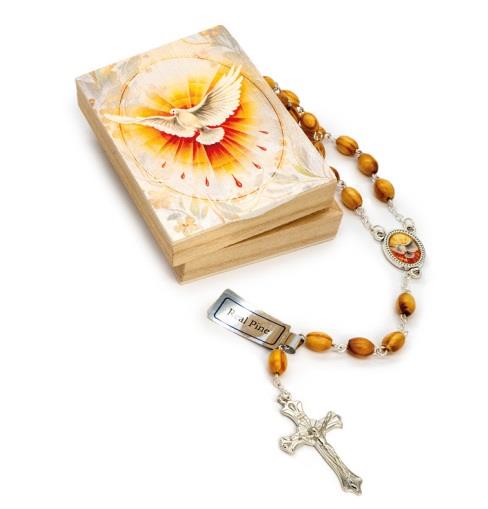 ROŽNI VENEC V LESENI ŠKATLICI BIRMA